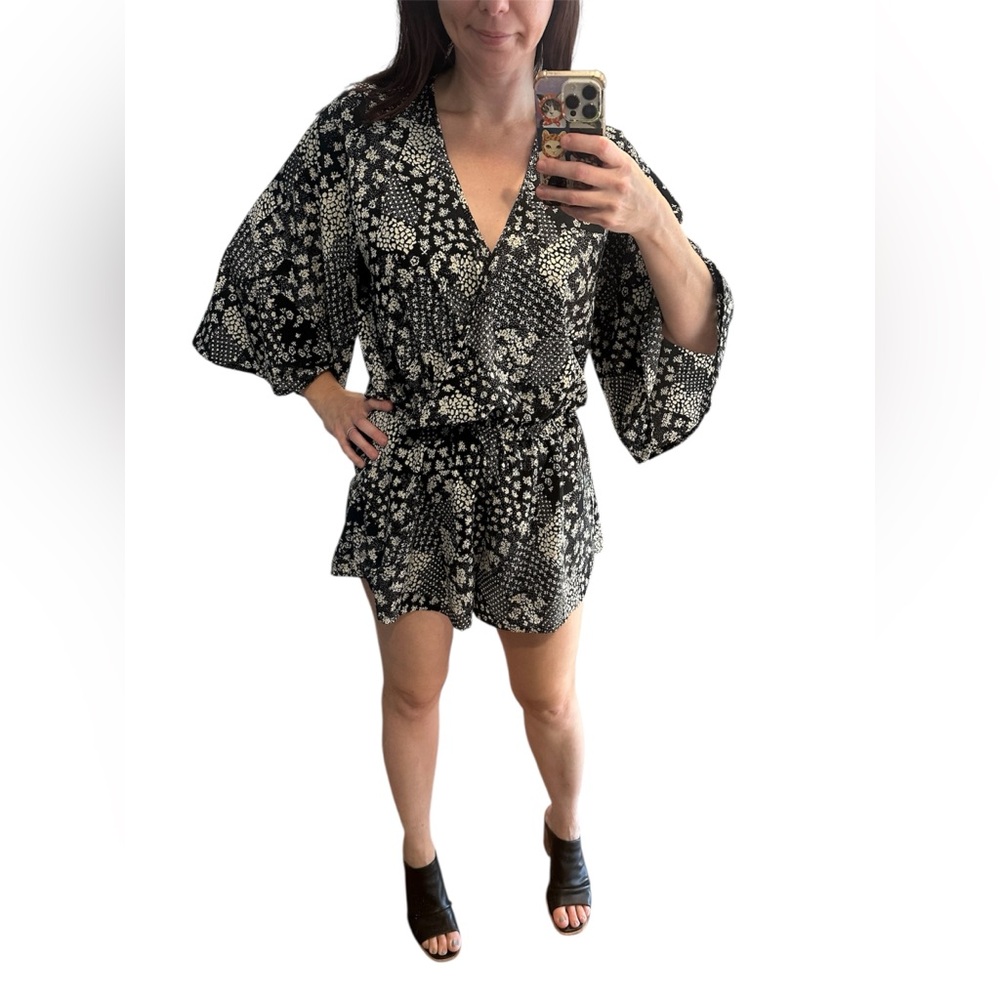Romper Black and White